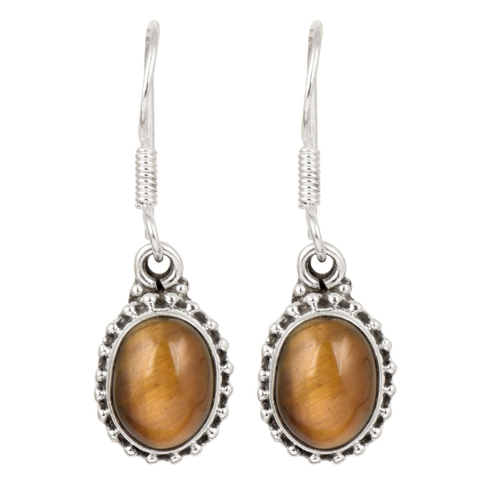 Focus on the oval drop motif of these oval drop earrings.