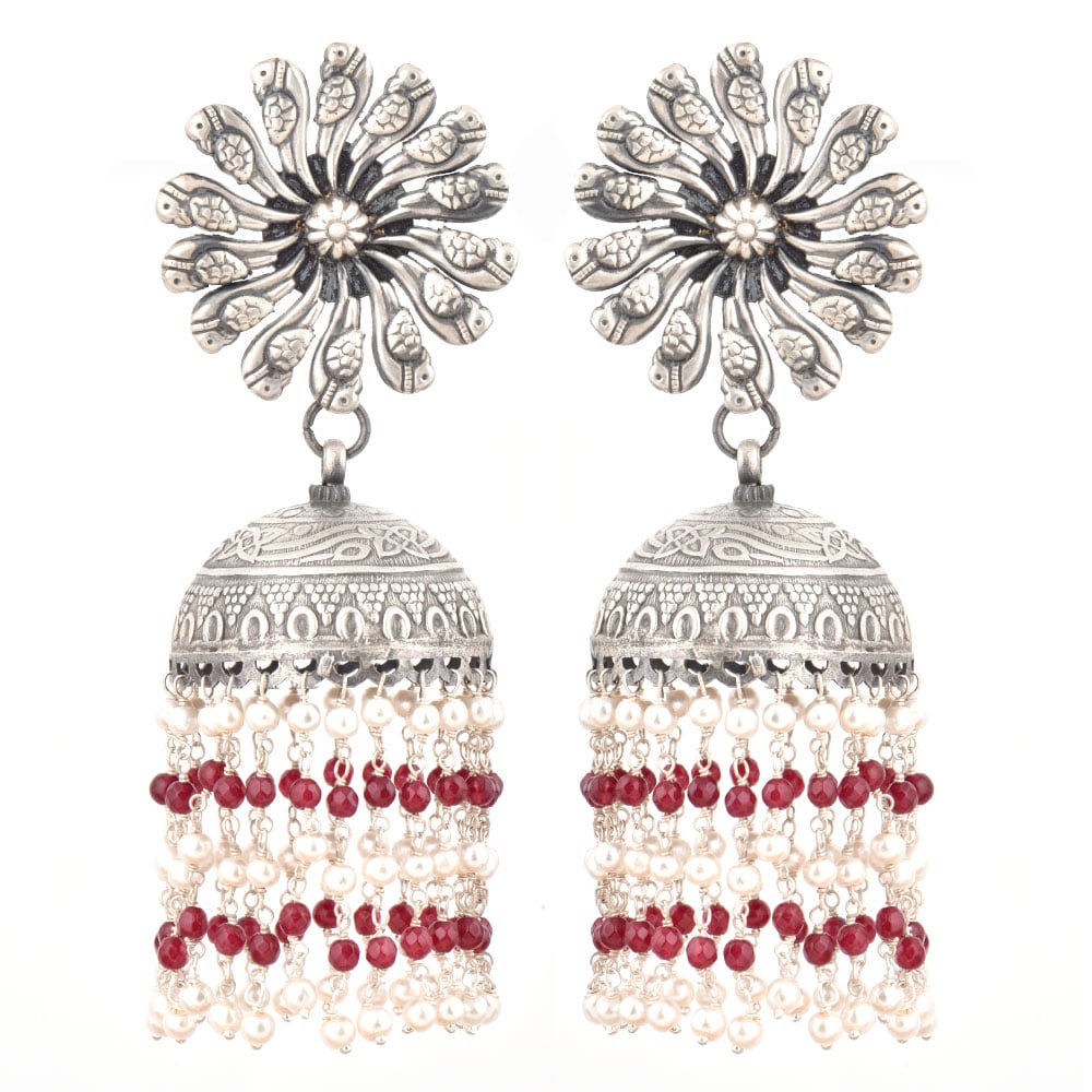 Light-catching surface of 92.5 Sterling Silver morni earrings