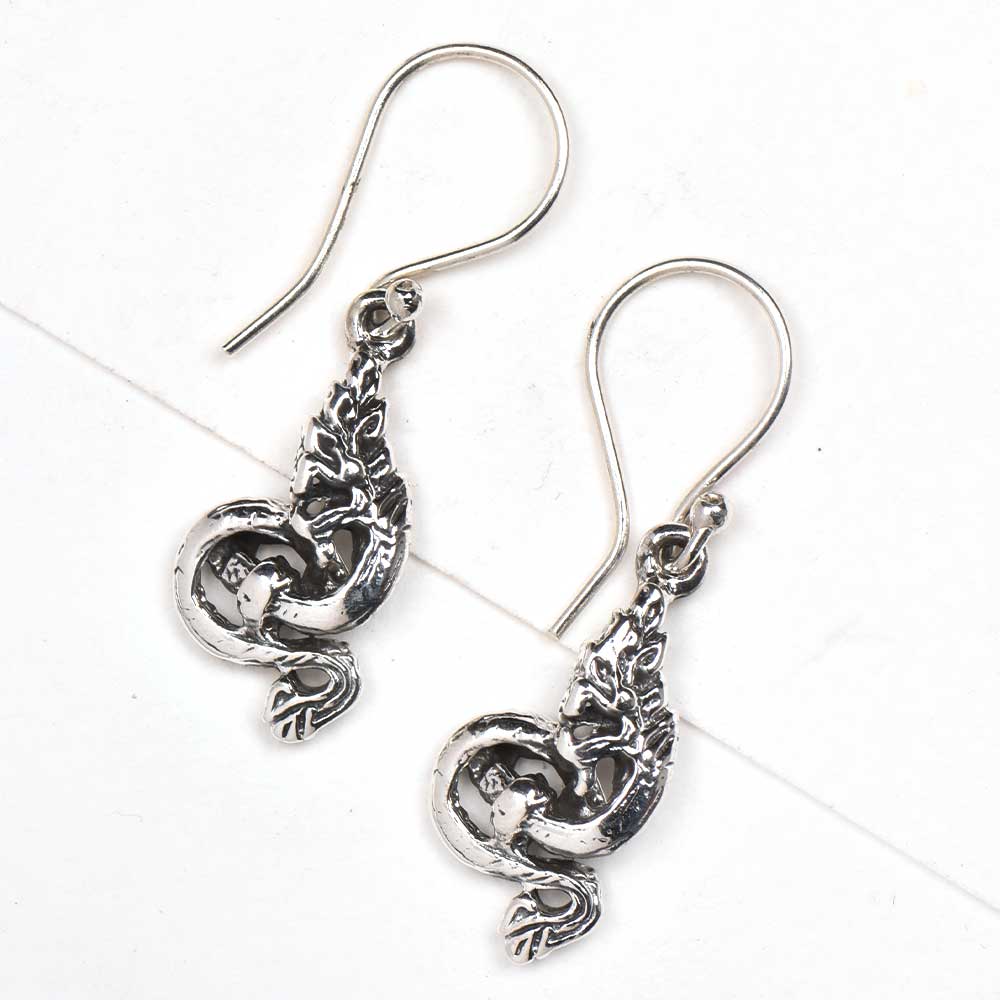 Handmade reet earrings showcasing traditional craft