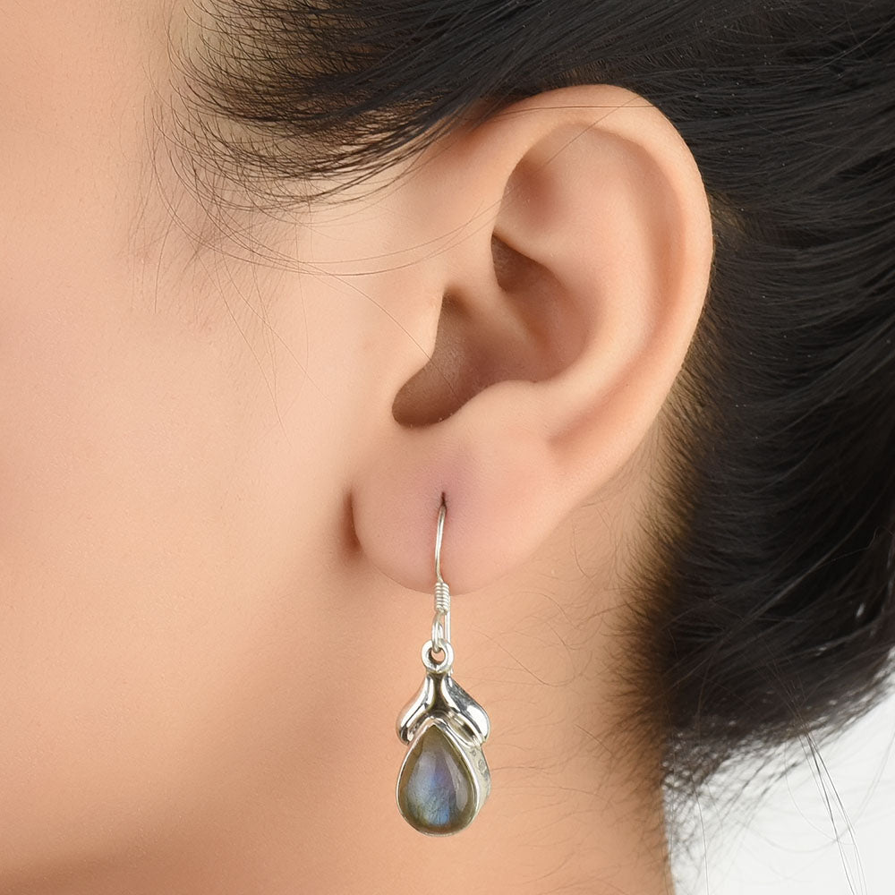 Drop earrings with tear jasper in 92.5 Sterling Silver, skillfully made and inspired by desert geometry.