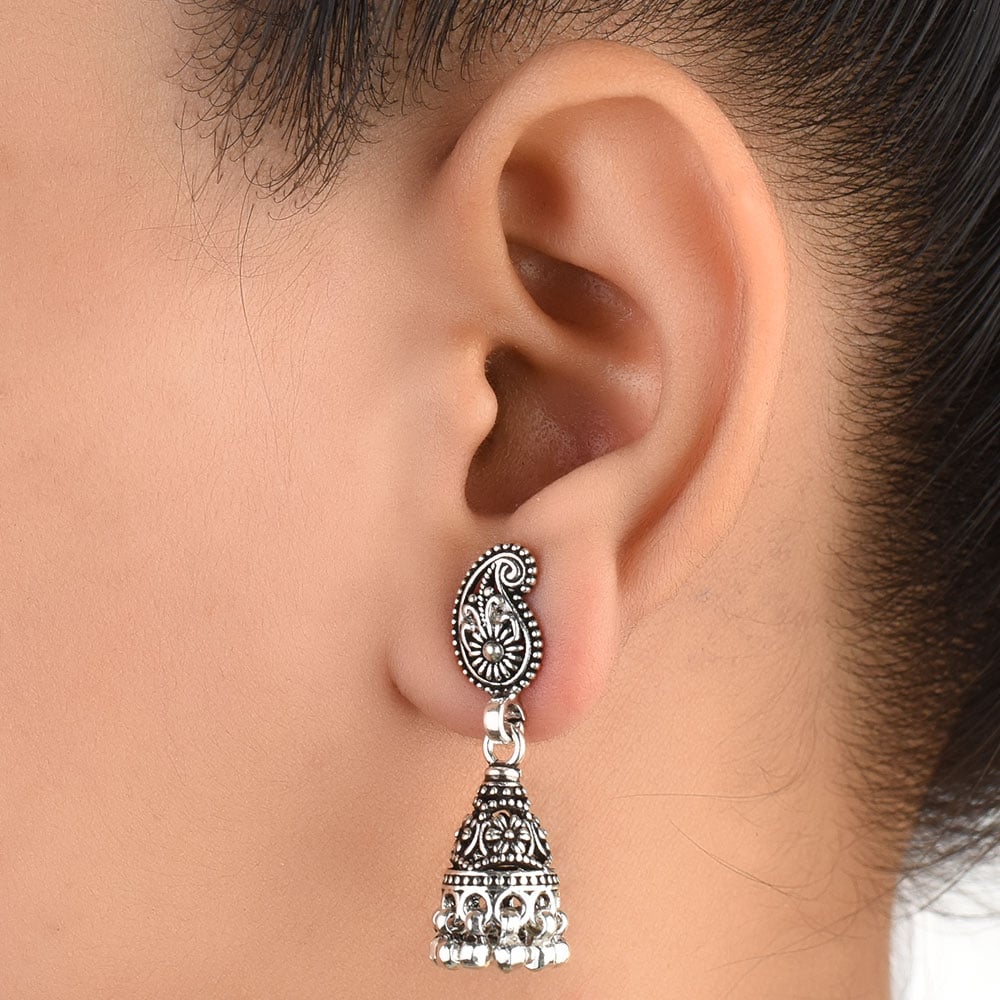 Front view of Paisley earrings in 92.5 Sterling Silver