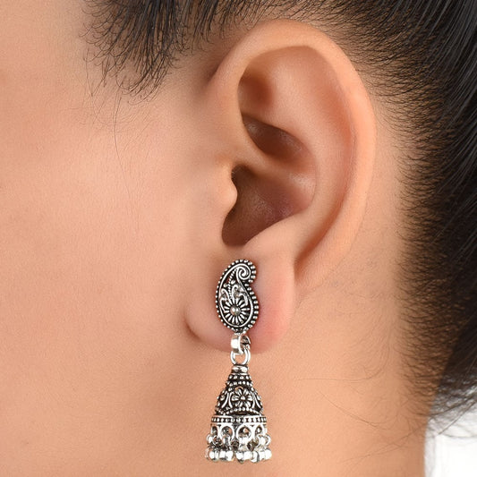 Front view of Paisley earrings in 92.5 Sterling Silver