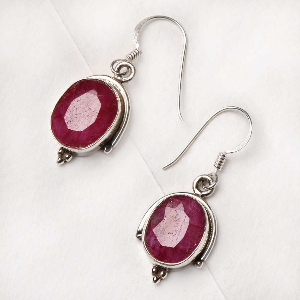 Side view of Oval Earrings, showing oval design in 92.5 Sterling Silver