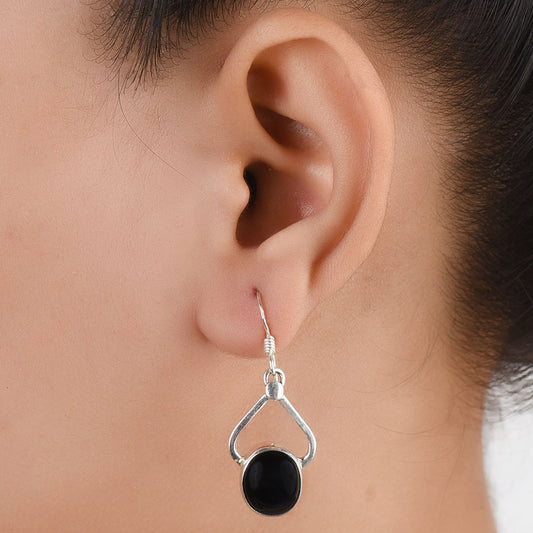 Detail of drop of Reet earrings in 92.5 Sterling Silver