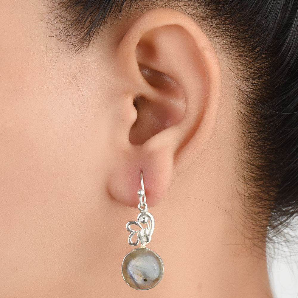 Texture of silver of Gul Jade earrings in 92.5 Sterling Silver