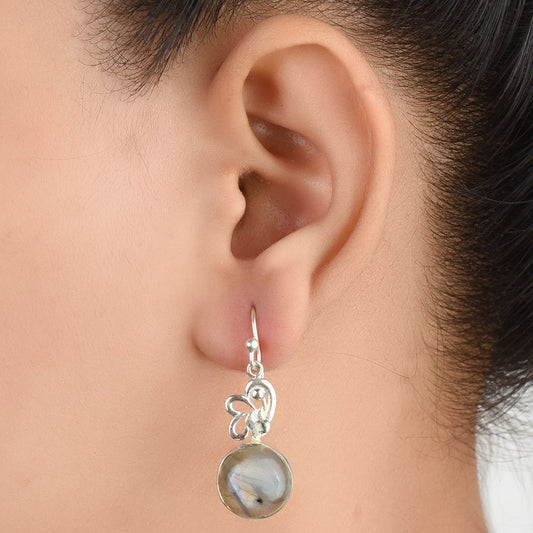 Texture of silver of Gul Jade earrings in 92.5 Sterling Silver
