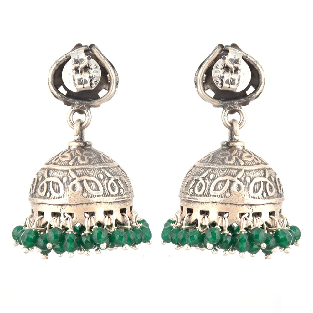 Side angle showing Green Onyx shape and texture