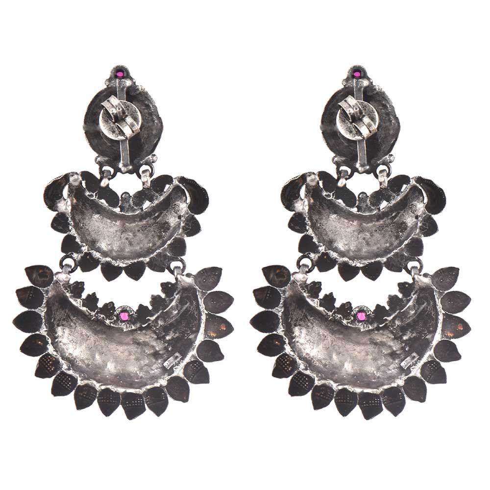 Close up of crescent details crafted by artisans