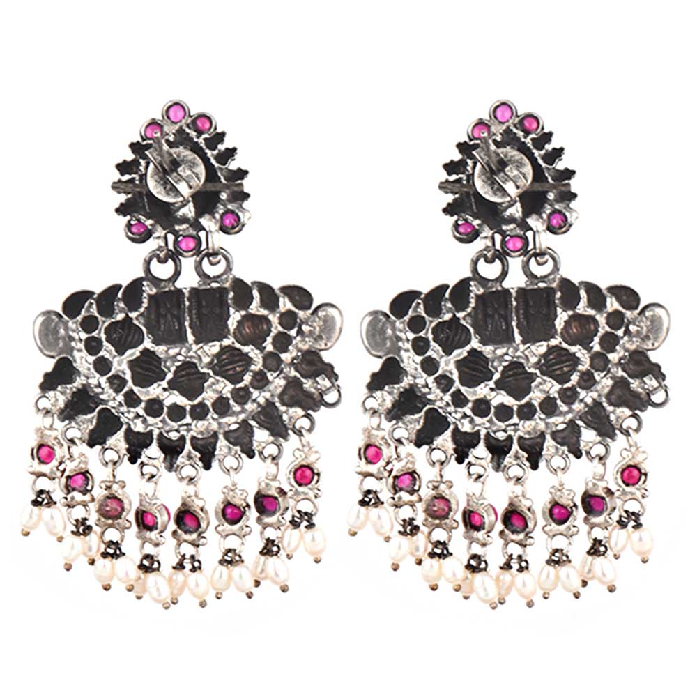 Close up of crescent details crafted by artisans