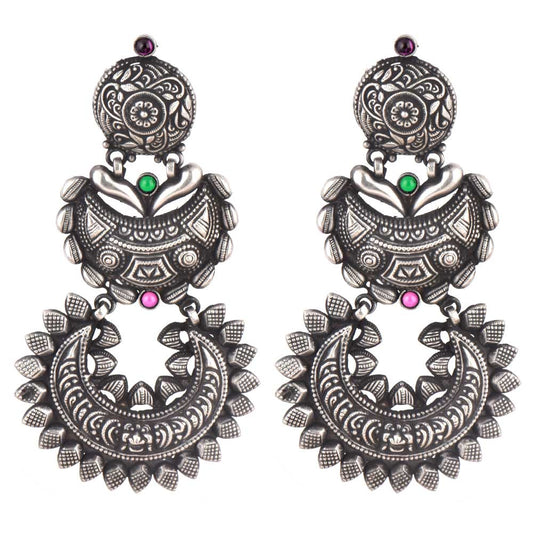 Front view of heritage earrings in 92.5 Sterling Silver