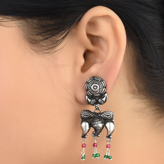 Handcrafted earrings in 92.5 Sterling Silver