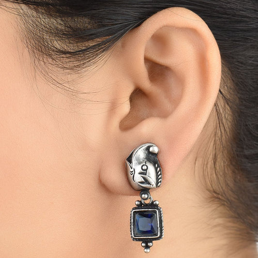 Handcrafted earrings in 92.5 Sterling Silver