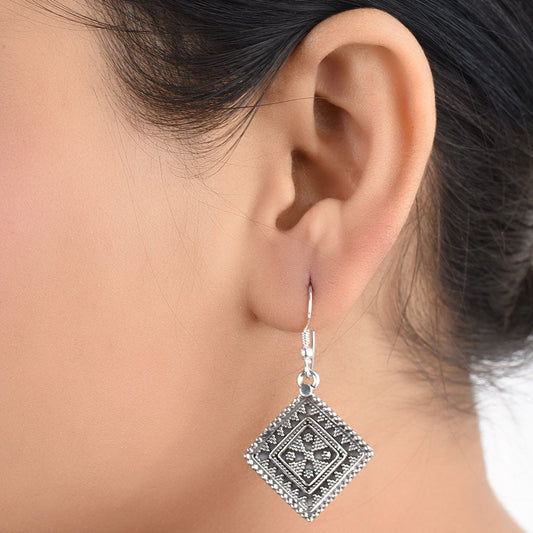 Front view of Reet square dangle earrings in 92.5 Sterling Silver