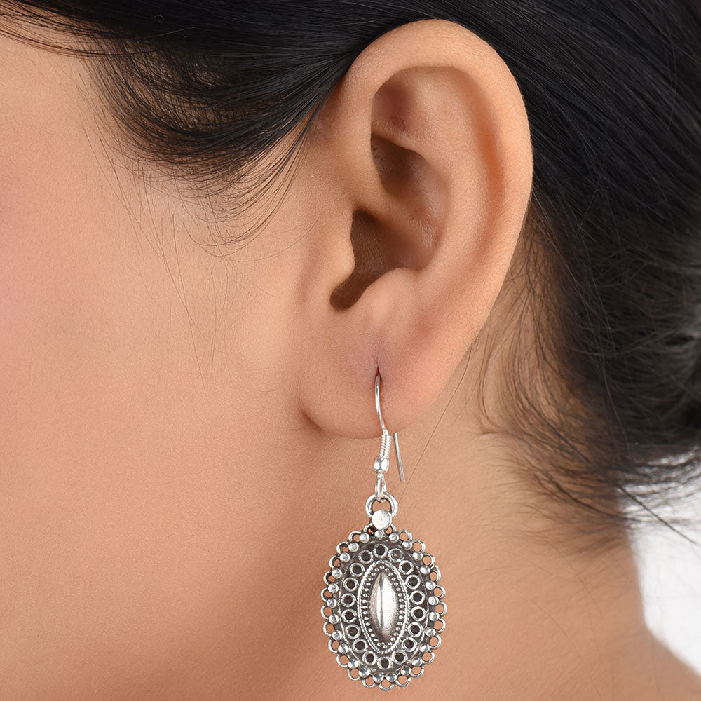 Front view of Reet oval dangle earrings in 92.5 Sterling Silver