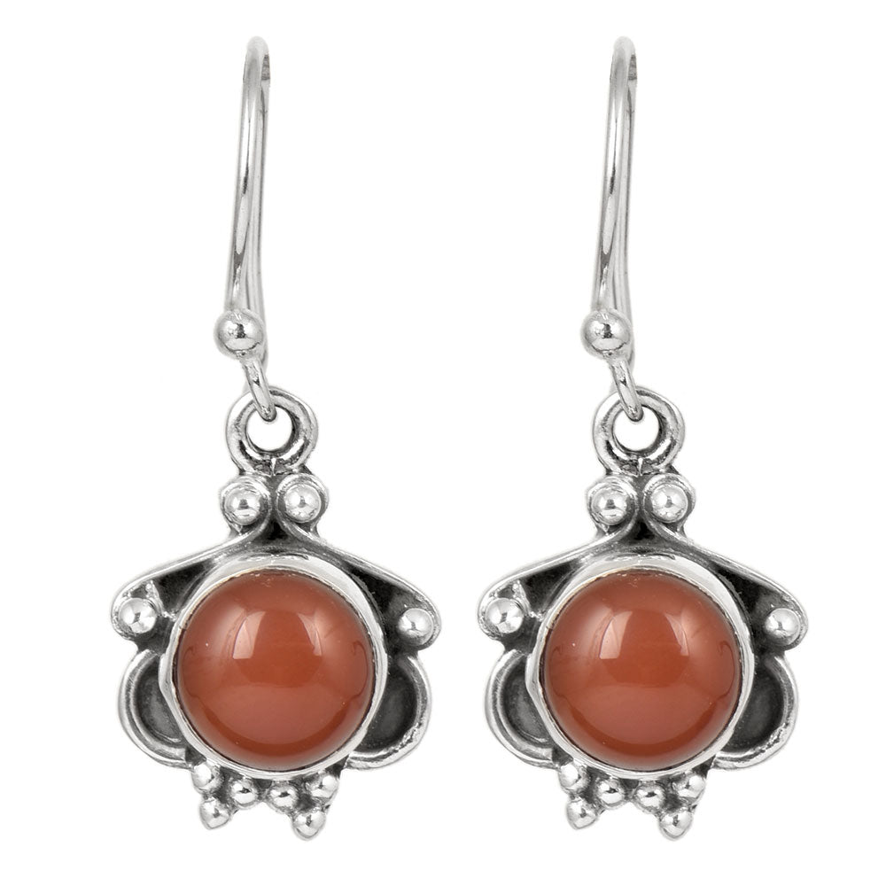 Focus on the red jasper motif of these red jasper studded stud earrings.