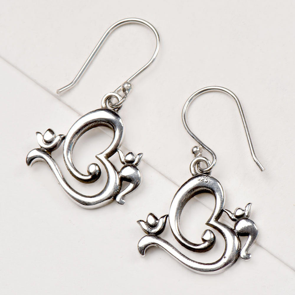 classic the spirit of Ganesh motif earrings in 92.5 Sterling Silver