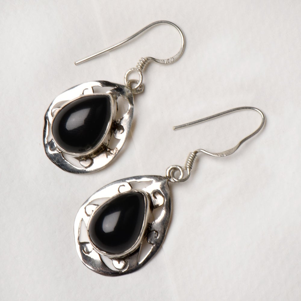 Earring clasp of Noir Onyx earrings in 92.5 Sterling Silver