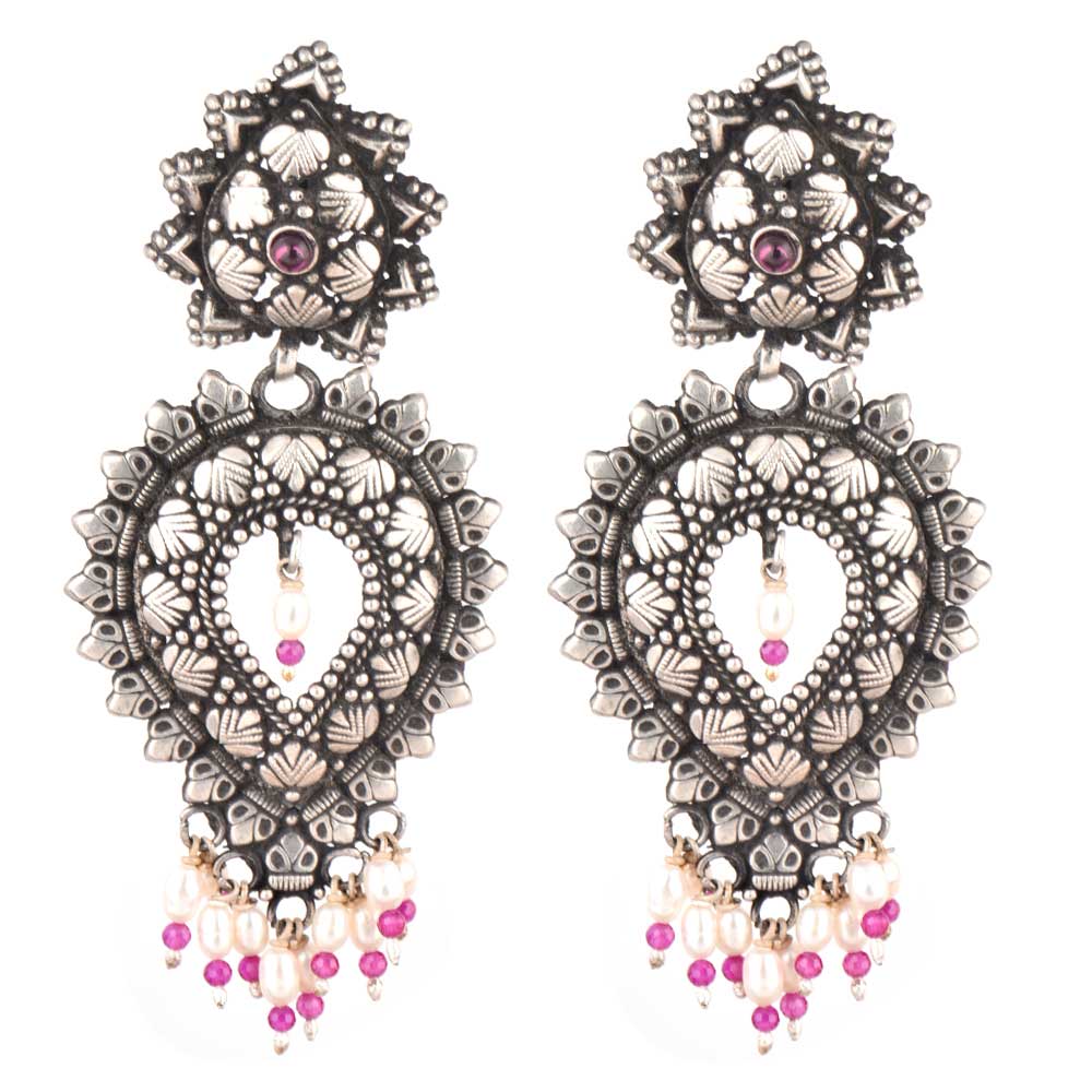 Light-catching surface of 92.5 Sterling Silver floral earrings